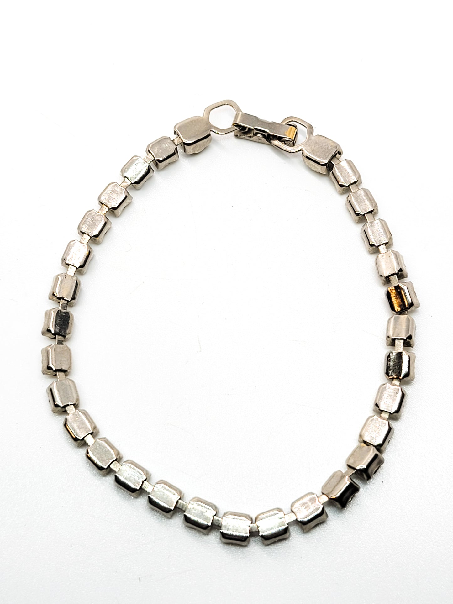 Dainty Single row simple clear silver toned vintage rhinestone tennis bracelet