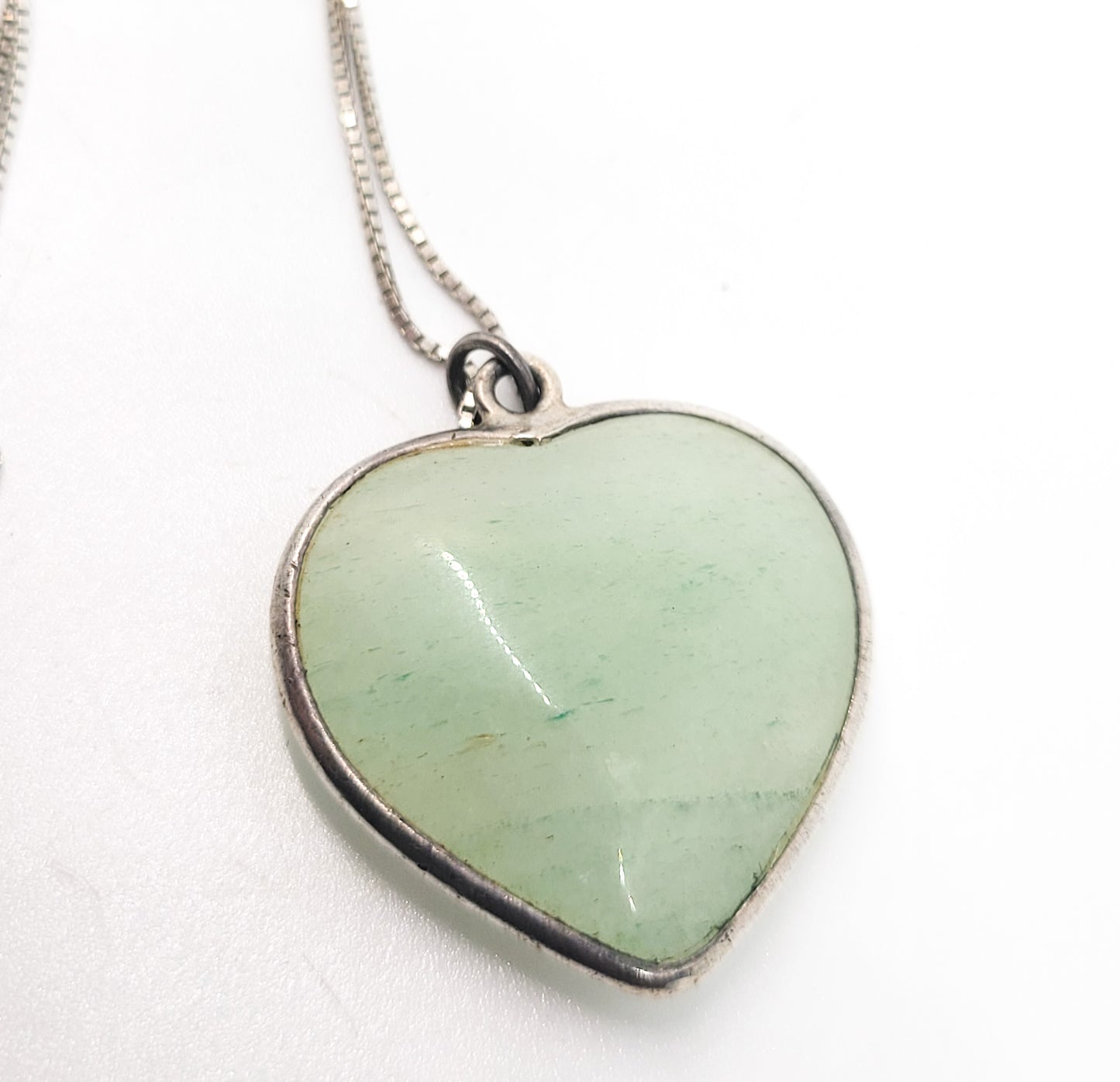Nephrite Jade green gemstone sterling silver vintage heart necklace 925