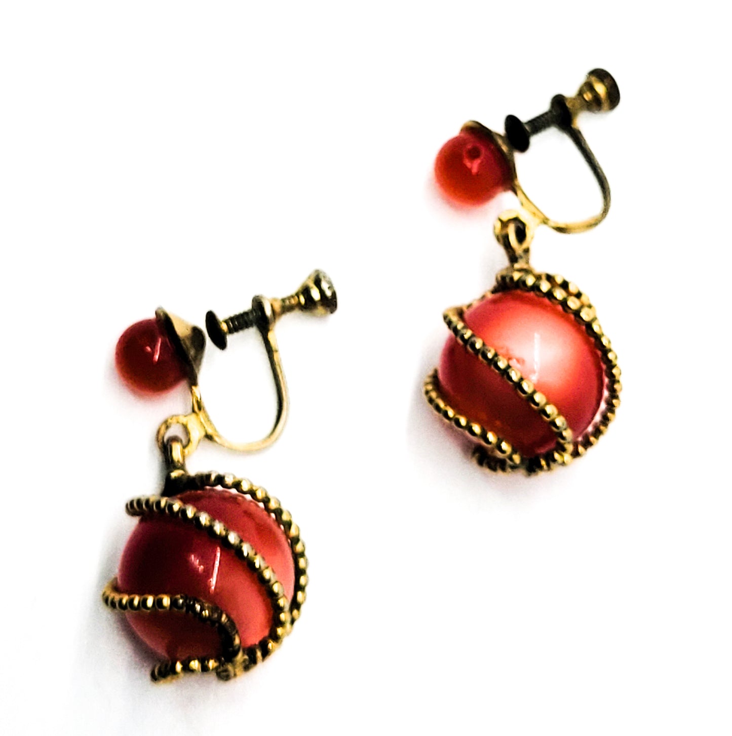 Red and gold swirl mid century lucite beaded vintage drop screw back earrings