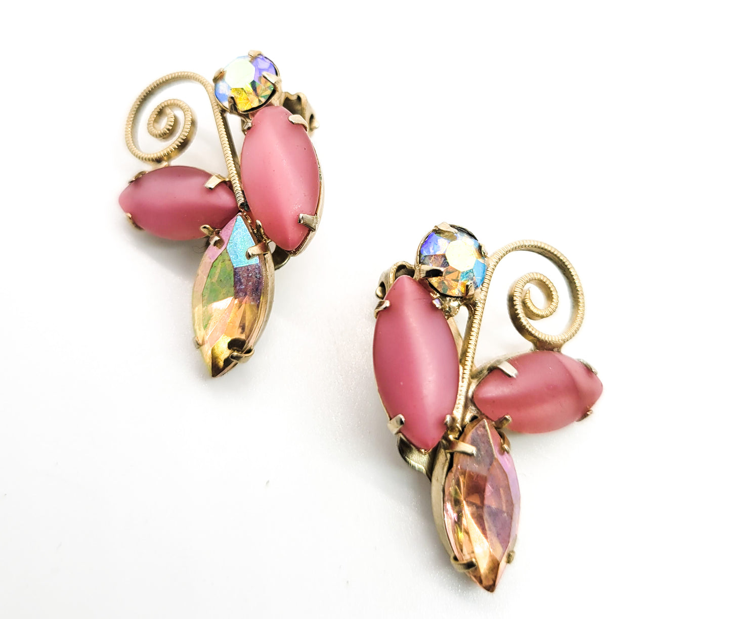 Pink satin cat's eye aurora borealis rainbow vintage gold toned clip on earrings