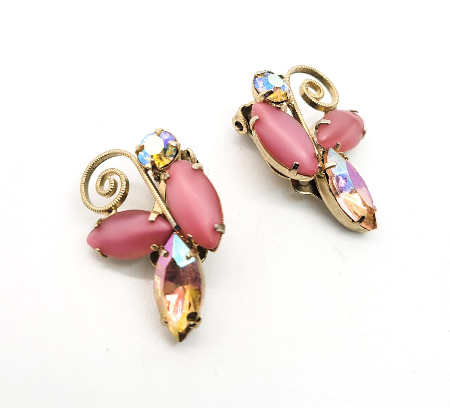 Pink satin cat's eye aurora borealis rainbow vintage gold toned clip on earrings