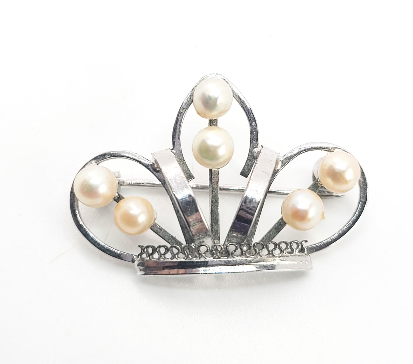 A and Z chain company sterling silver genuine pearl vintage crown brooch coronation