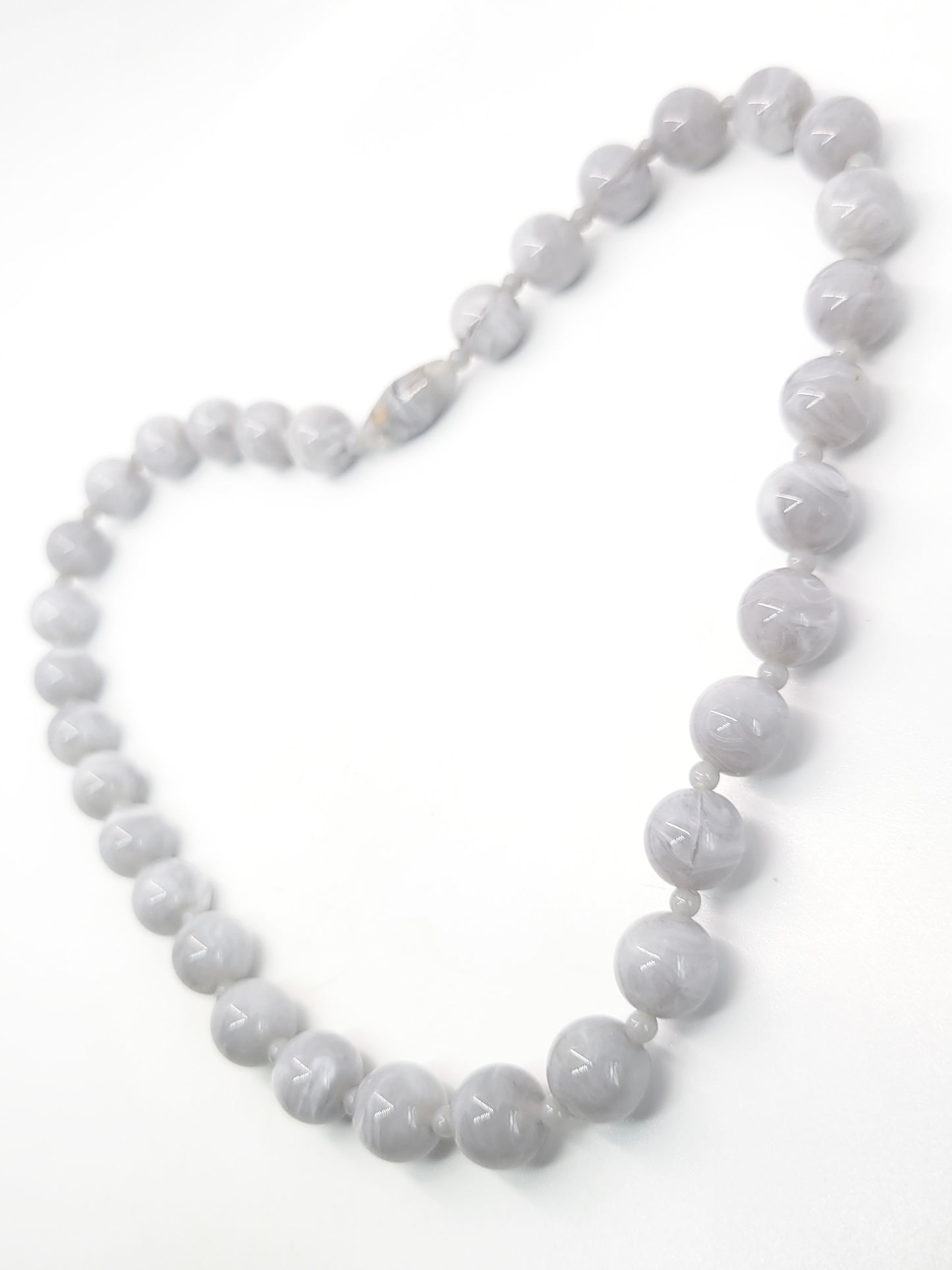 Gray swirl lucite vintage plastic beaded necklace barrel clasp boho