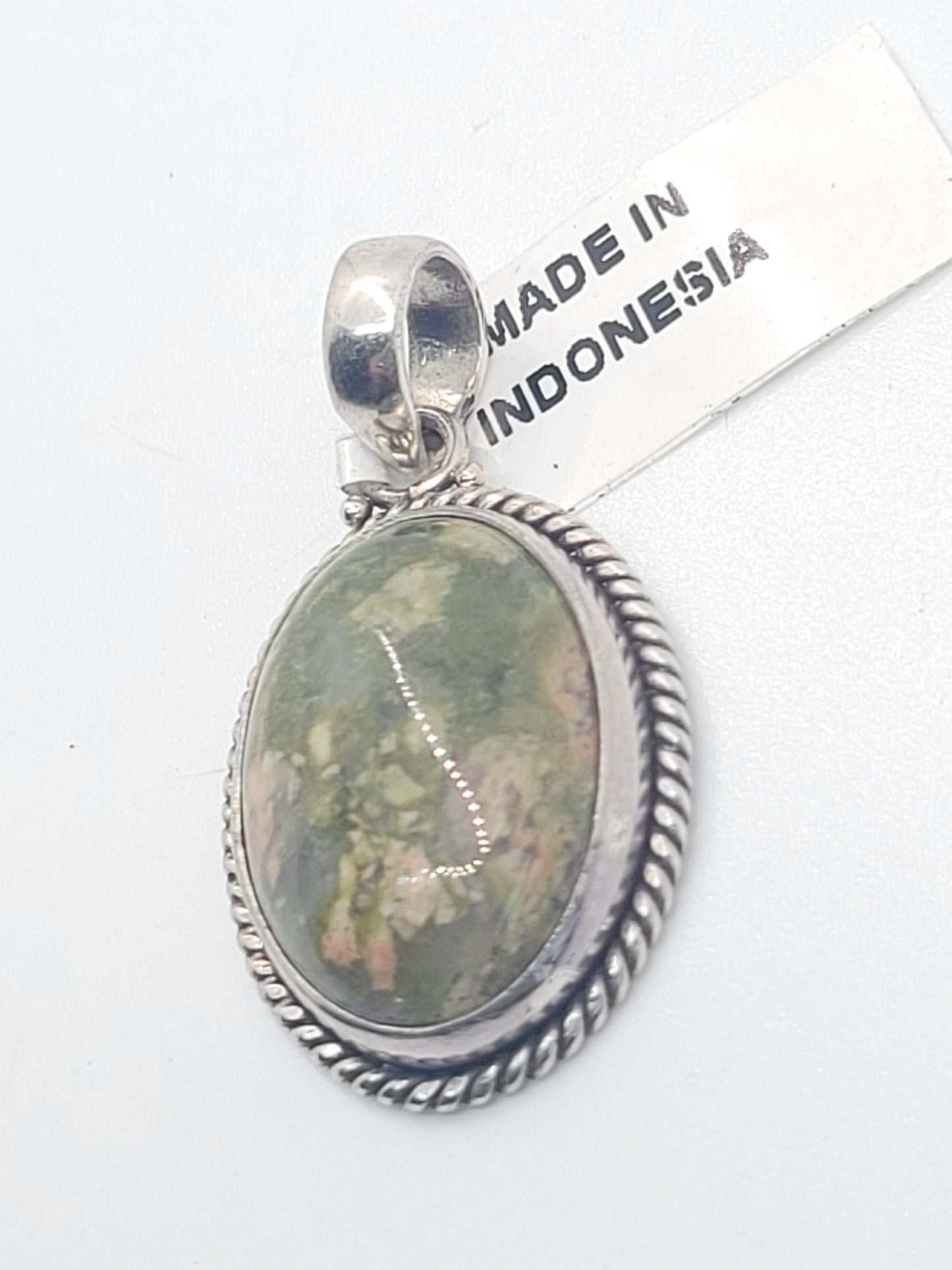Unakite Green gemstone Balinese sterling silver pendant NWT Indonesia