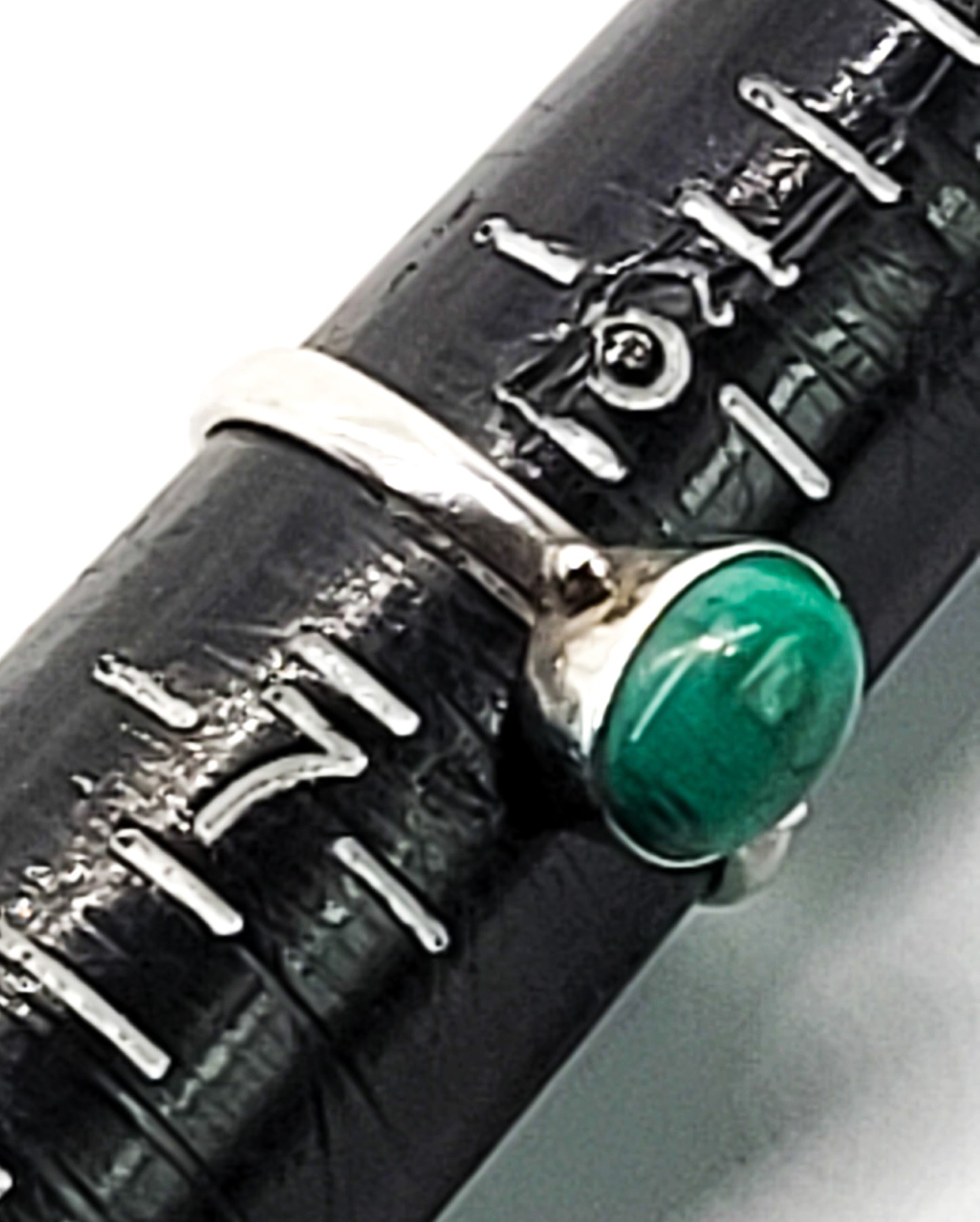 Mexican Malachite green banded gemstone vintage sterling silver ring signed size 6.5