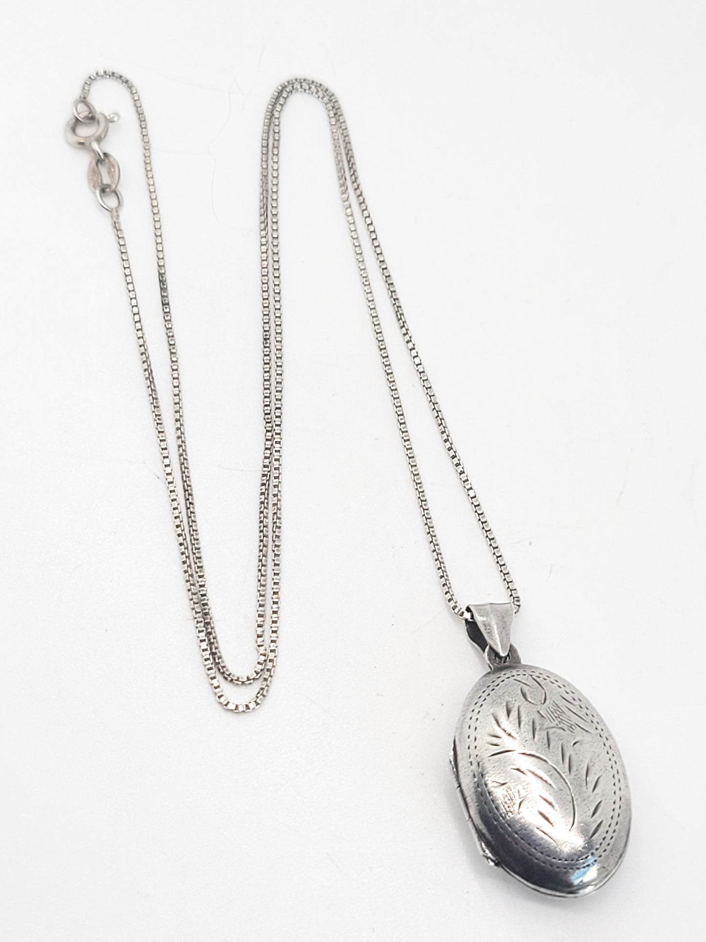 Locket small oval vintage etched sterling silver locket necklace