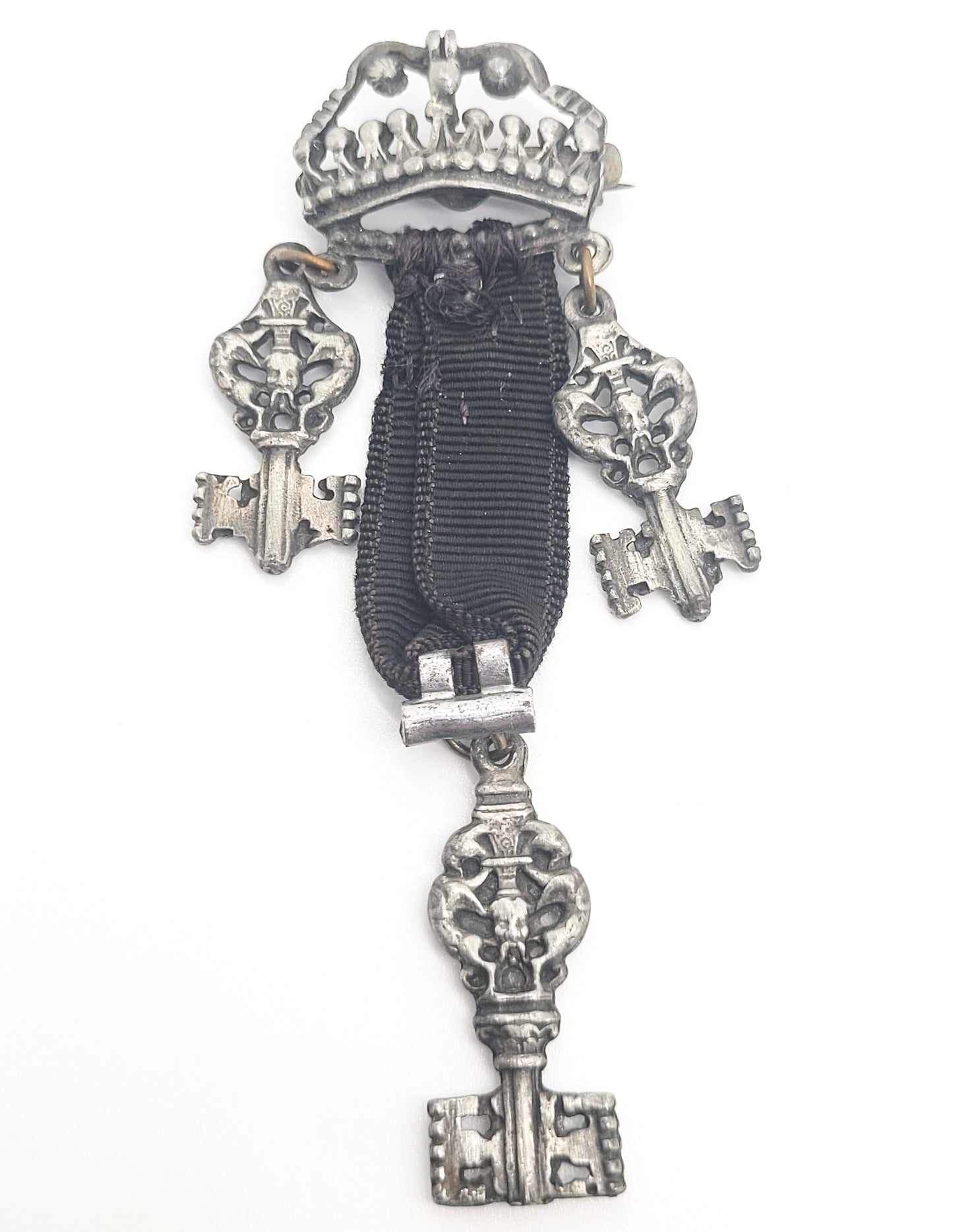 Victorian Crown and skull key antique sterling silver ribbon charm brooch
