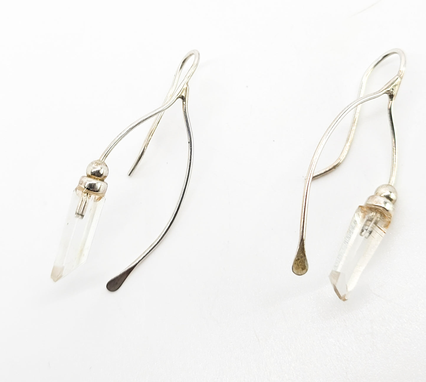 Wishbone lucky terminated quartz artisan vintage sterling silver earrings