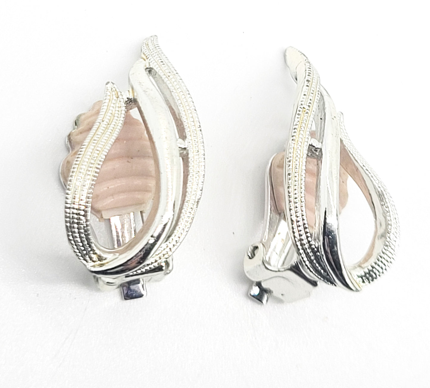 Sarah Coventry "Stunning" 1960's vintage silver toned clip on earrings